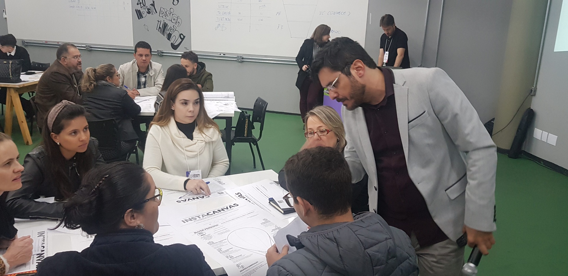 Workshop hands-on com participantes